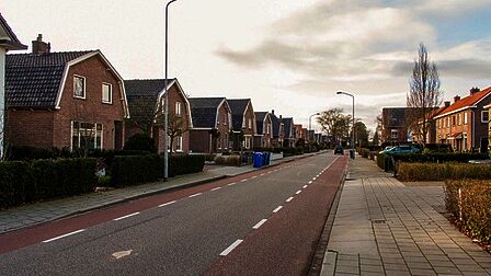 Kallenbroekerweg in Barneveld, voorbeeld van een gebiedsontsluitingsweg